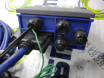 DATALOGIC CBX100 NETWORK CONNECTION BOX WITH CABLES