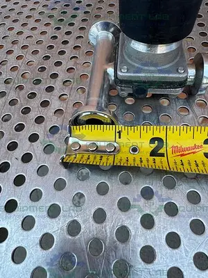 USED ITT PURE FLO 3- WAY 316L DIAPHRAGM VALVE W/ 1/4" TO 1/2" SANITARY FITTING