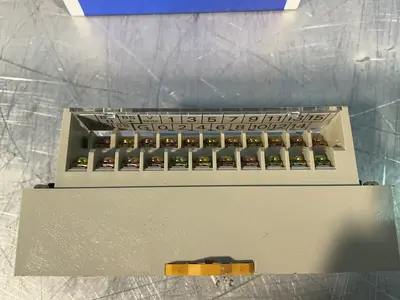 Used OMRON SRT1ID16 PLC Input & Output Ohio US | HGR 24 #1345429