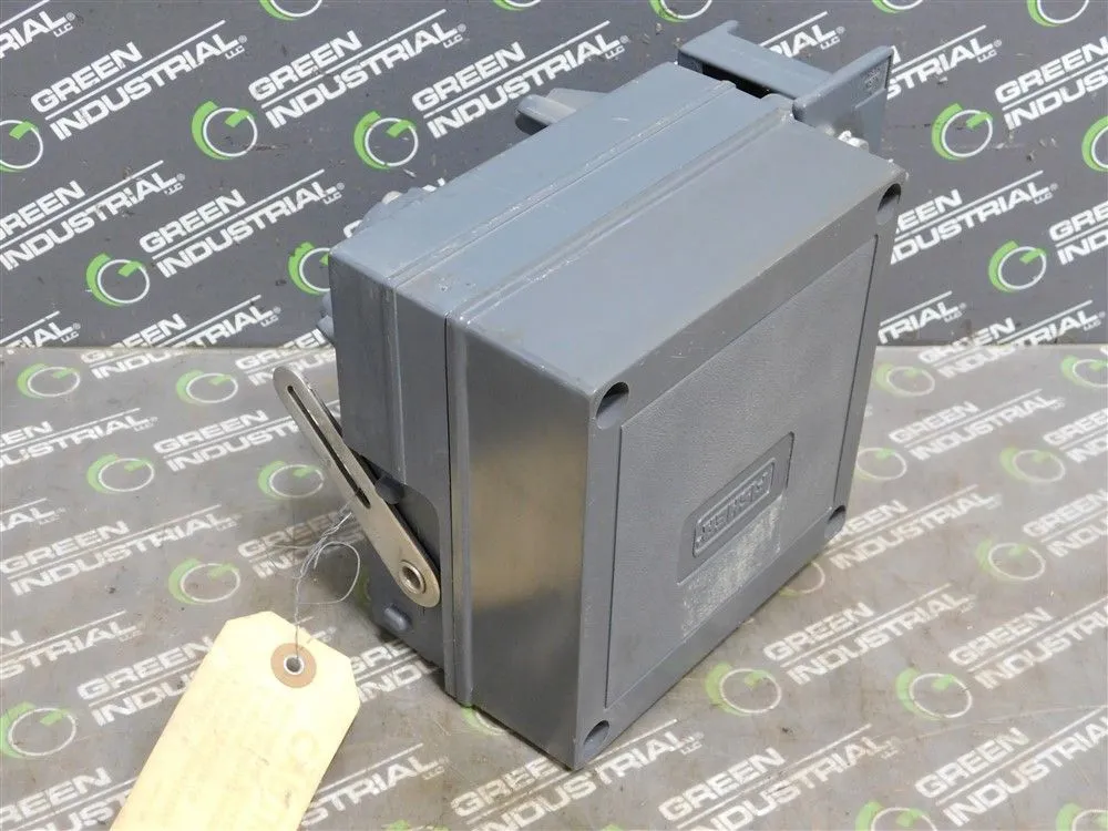 Fisher 3582A Pneumatic Valve Positioner 6-18 PSI Used
