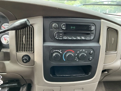 USED 2005 DODGE RAM 1500
