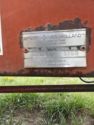 USED NEW HOLLAND 1068