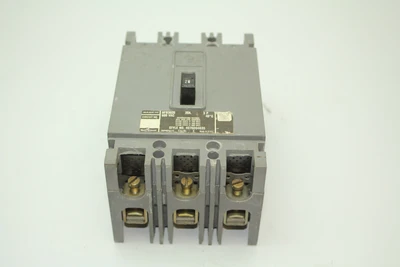 Used Westinghouse HFB3020 Circuit Breakers California US | Davliegogo LLC #1705242