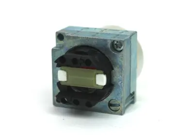 New | in-Stock SIEMENS 3SB3500-0AB61 Relays & Switches Kentucky US | Industrial Parts R Us Inc. #356846