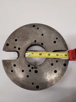 8" FACE PLATE W/ L-0 MOUNT, OVERALL DIAMETER: 8”, CENTER HOLE OD: 4.5”, CENTER HOLE ID: 3.25"