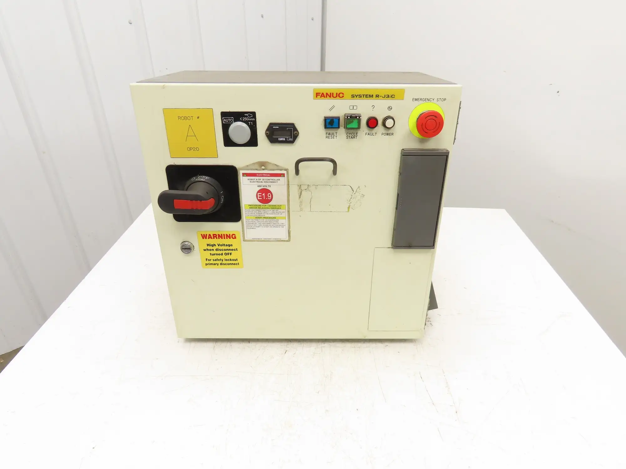 Fanuc Electrical Enclosure Control Panel 500x500x250mm 30A Fused Disconnect