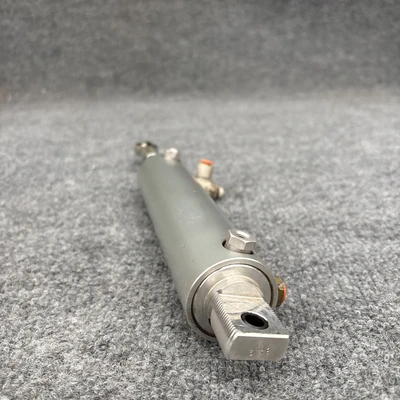Used SAM PACKAGING LLC SP285-5515 Pneumatic Cylinders California US | Davliegogo LLC #1706161