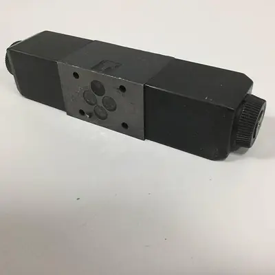 USED VICKERS DG4V3S82CVMUH560
