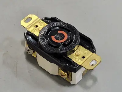 NEW HUBBELL HBL2720
