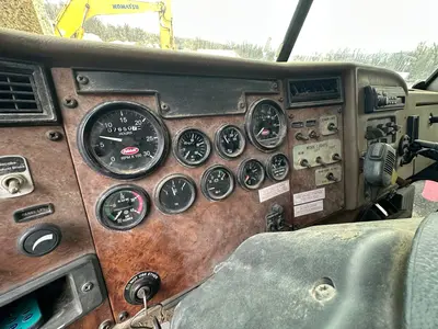 Used 2002 PETERBILT 330 Fuel & Lube Trucks New Jersey US | Proxy Equipment #1425936