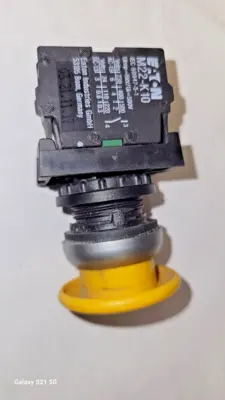 USED Eaton Eaton M22-K10
