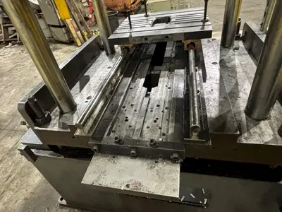 100 TON ROLLFORM INC HYDRAULIC 4 POST CUTOFF & POWER UNIT, 12" STROKE USED