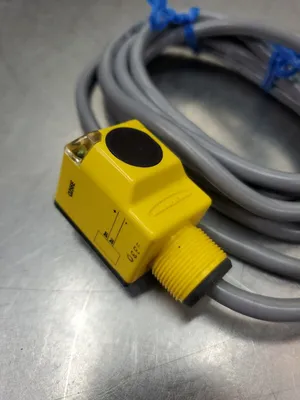 BANNER ENGINEERING Q256E Proximity Sensor. 3E-26