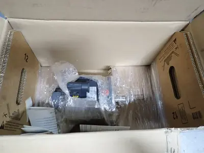NEW SIEMENS 1FK70602AC711QG1