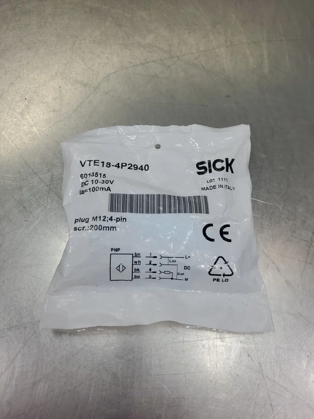 SICK VTE18-4P2940 Photoelectric Sensor, 10-30VDC. 5E-36/3