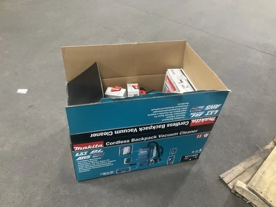 Used MAKITA XCV18 Vacuum Cleaners Michigan US | Miedema Asset Management Group #1293007