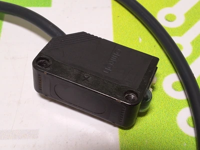 OMRON E3Z-D62 PHOTOELECTRIC SENSOR SWITCH