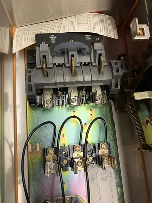 New | in-Stock ALLEN-BRADLEY 512-ACCD-24 Industrial Controls | Surplus Asset Holdings #1220938