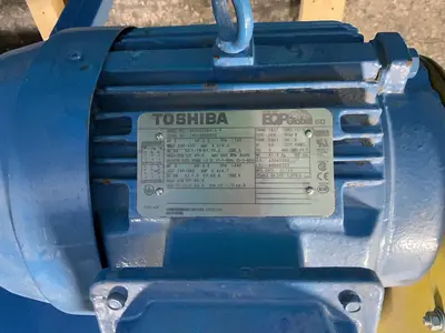 USED 2014 S. HOWES ES244