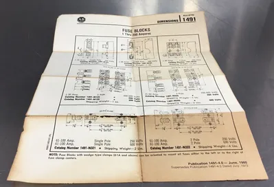 Allen Bradley 1491-N333 /A 250-600V 61-100A 3P Fuse Block **(only 1 block) 4B-28