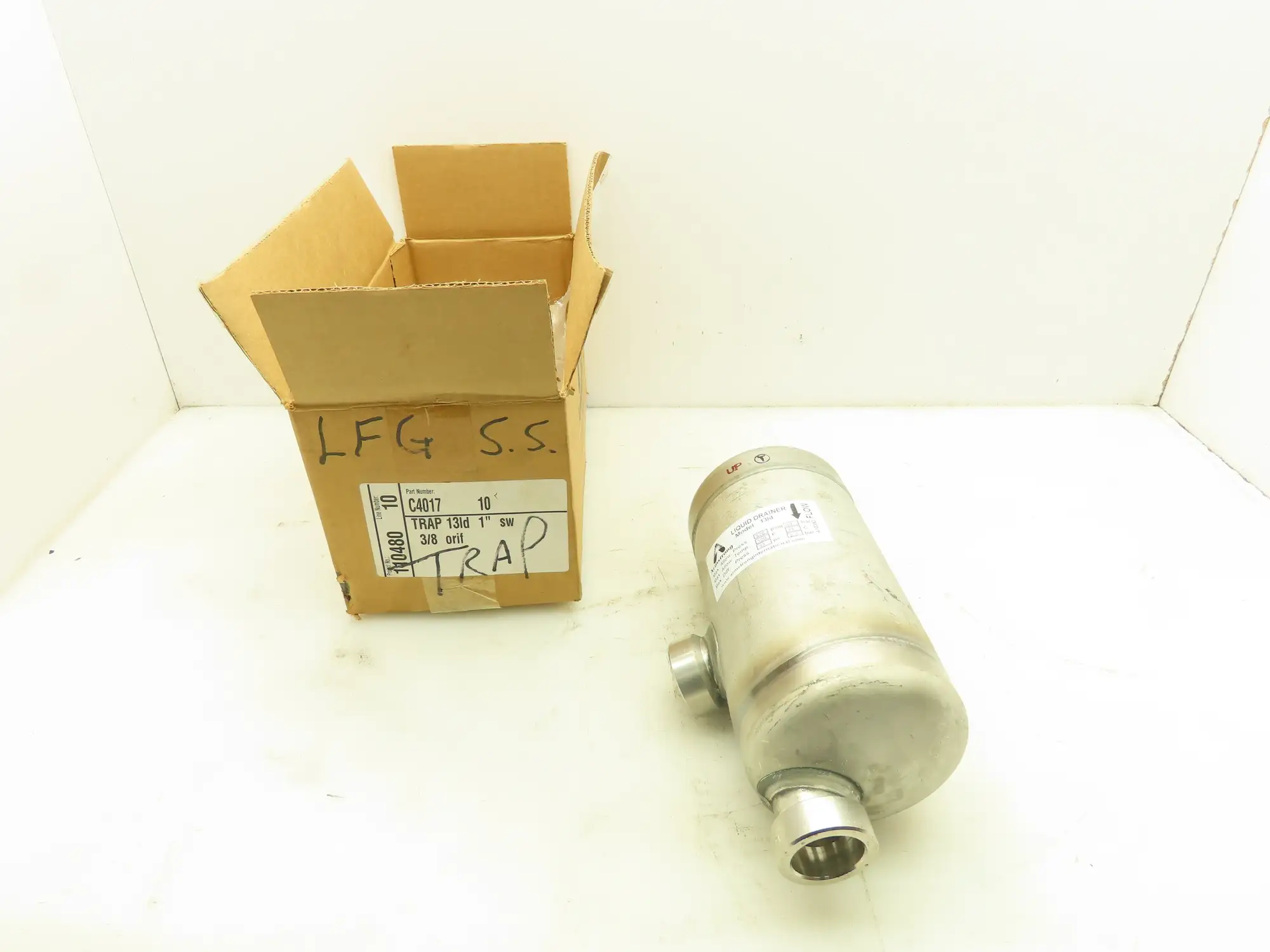 Armstrong Model 13LD SS Liquid Drainer Trap 3/8" Orifice 1"SW 570PSI 100°F