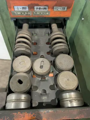 USED STRIPPIT 76001