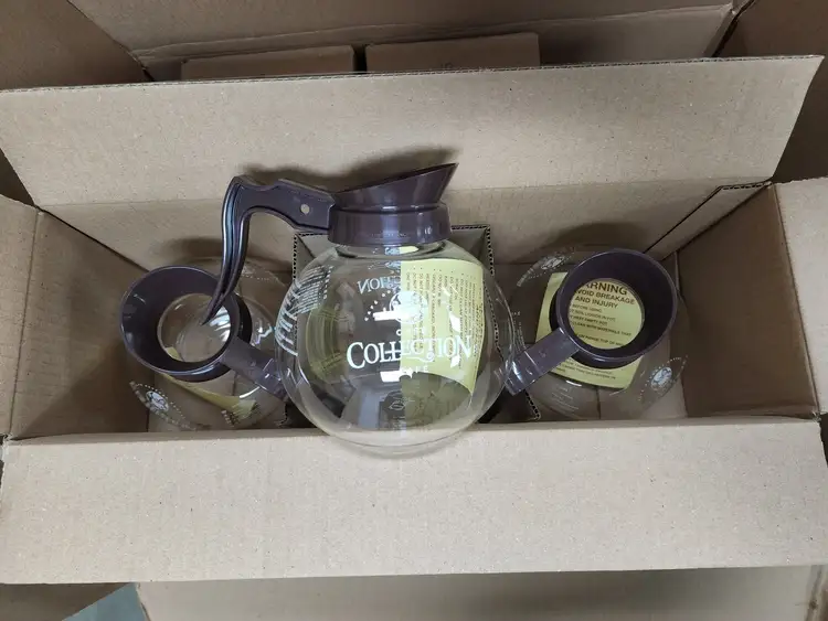 New | in-Stock Curtis DB-12 Glass Decanters Coffee Equipment Illinois US | Falcon Restaurant Supply #1376781