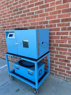USED THUNDER SCIENTIFIC 2500 ST HUMIDITY GENERATOR 0 - 70ºC, RH 10% - 95%, 657 HRS