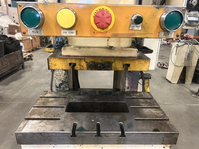 USED 2001 STAMTEC STAMTEC G1-80 PRESS