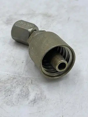 Used FML FML 45 DEG ELBOW 3/8 X 3/8 Valves/Fittings | ND Industrial Surplus #1212550