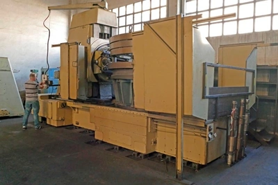 WMW MODUL Gear Hobbers, 2× in good working condition, VIDEO - PRICE FOR LOT
