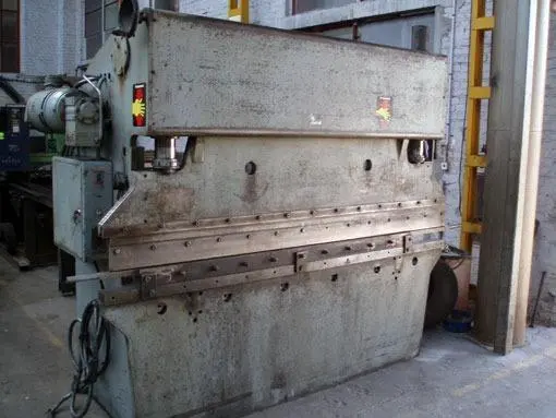 Used DROUARD 60 TON X 2600 MM Press Brakes | Apt International N.V #373147