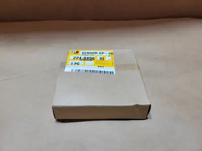 NEW CATERPILLAR 224-8496