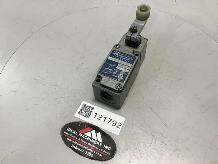 Used TELEMECANIQUE C2JK05 Relays & Switches Michigan US | Ideal Machinery #700525
