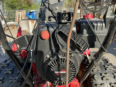 Used HUSKEE SUPREME 31AE6KKH731 Snow Blowers Michigan US | Miedema Asset Management Group #1484140