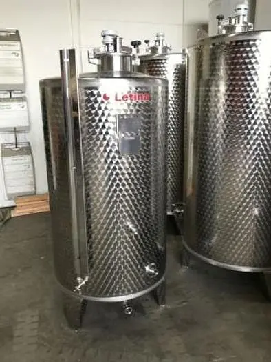 NEW STOCK LETINA 164 GALLON / 620L SW CLOSED STORAGE TANK