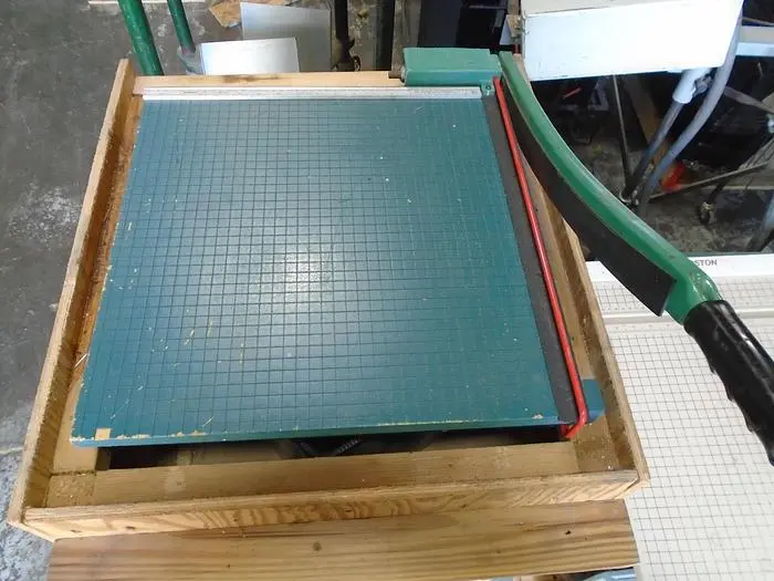 Used _UNKNOWN_ GUILLOTINE Paper Cutters | BROOKS PRINTING EQUIPMENT #391683