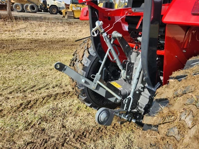 New | in-Stock 2025 MASSEY FERGUSON 1E.35 Tractor Loaders New York US | Abele Tractor #1343038