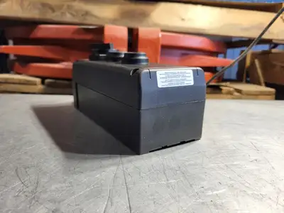 NEW CROUSE-HINDS CHG434