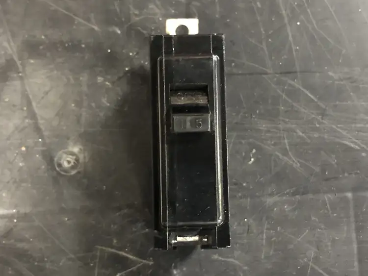 Used SIEMENS BQ1-B015 Switchgears British Columbia CA | Lenmark #243596