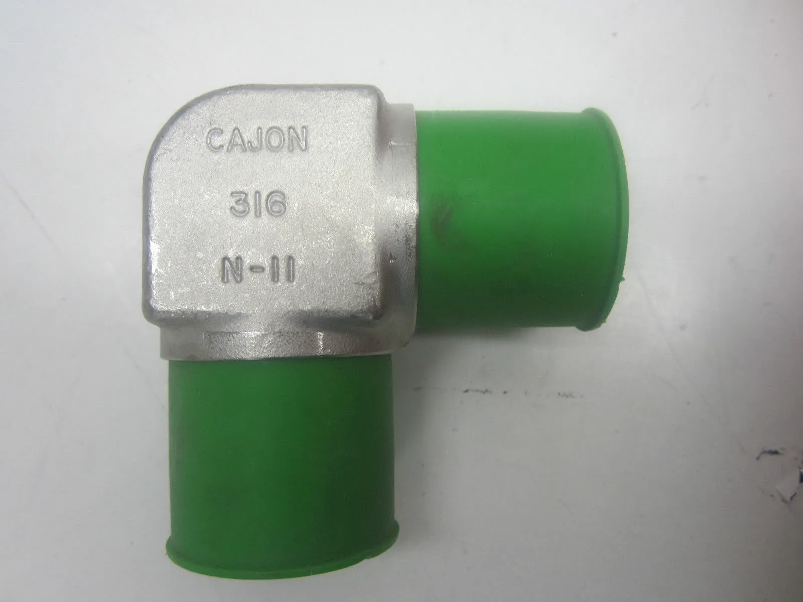 New Swagelok Cajon 316 N-11 Fitting