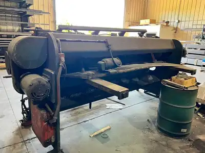 USED 1958 CINCINNATI 1010