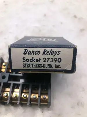 Dunco 27390 12 Pin Relay Socket -NIB