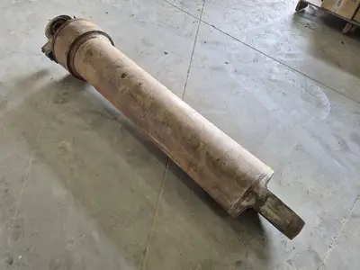 USED KOMATSU 561-63-62102