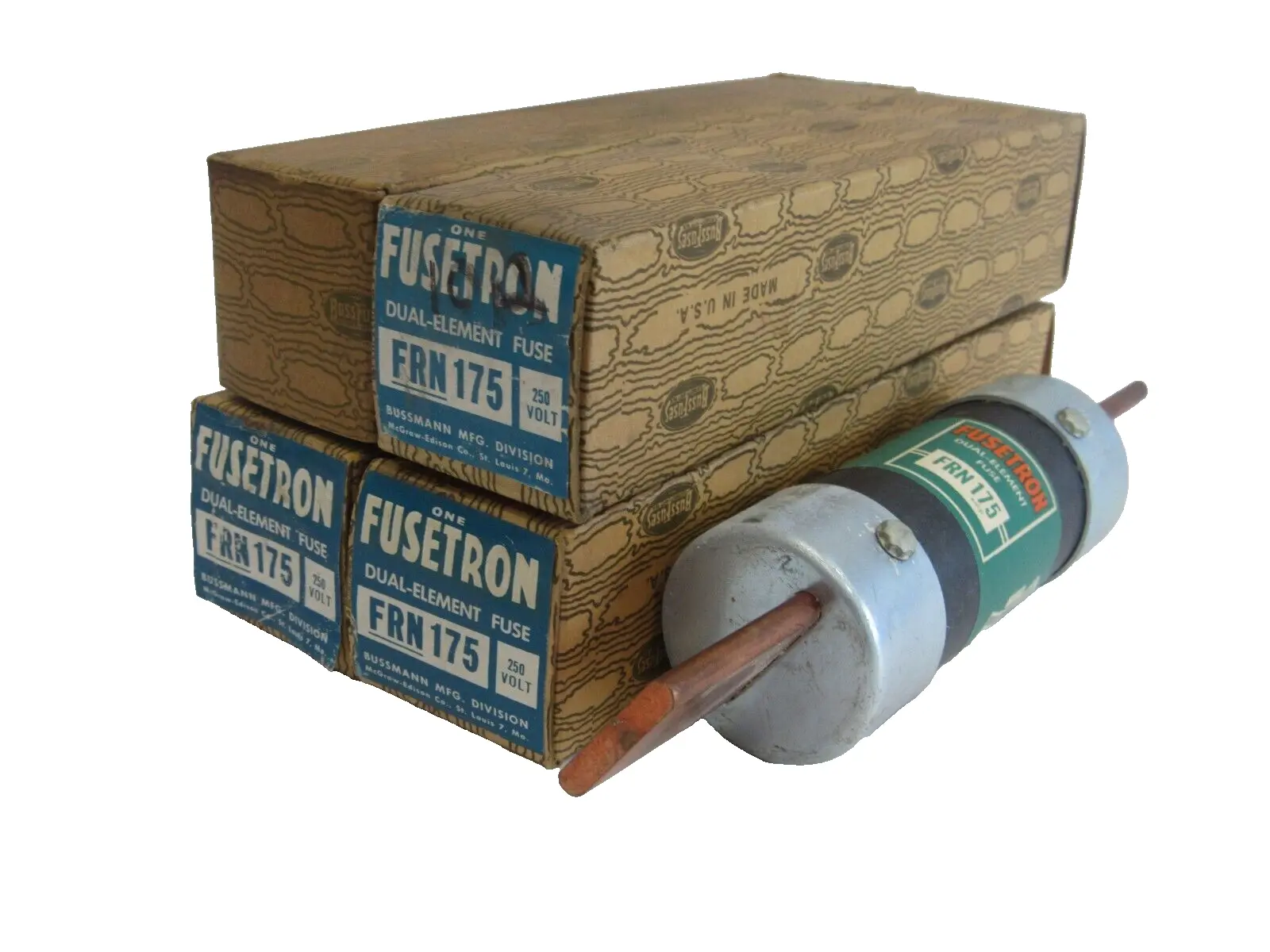 NEW FUSETRON DUAL ELEMENT FUSE FRN175 LOT OF 4