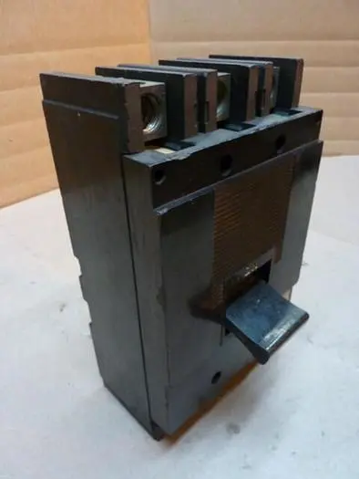 Used SQUARE D 997317 Circuit Breakers Michigan US | Ideal Machinery #594128