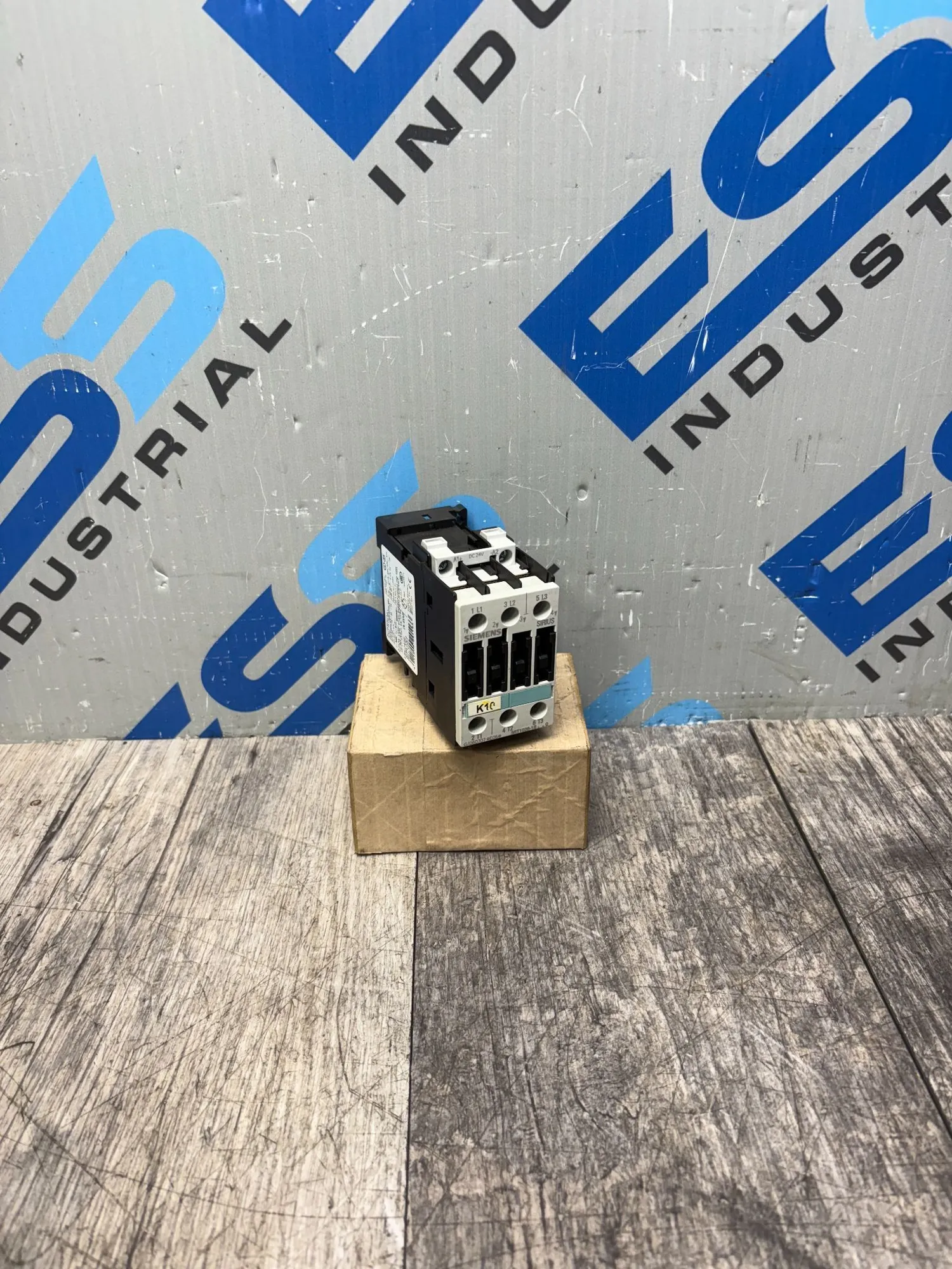 USED SIEMENS 3ZX1012-0RT02-1AA1