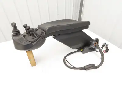 Linde Forklift Arm Rest 5 Lever Mast & Directional Control Removed From E20C