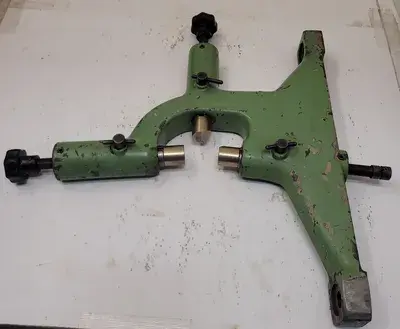 STEADY REST FOR LATHE