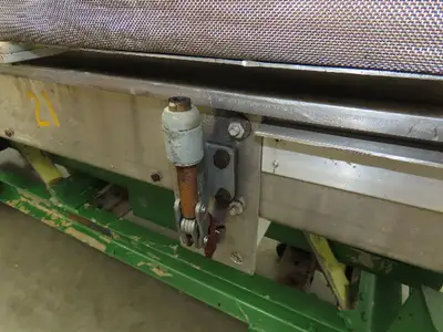 Used CARDWELL _UNKNOWN_ Vibratory Conveyors Indiana US | Arrow Industrial #1368025